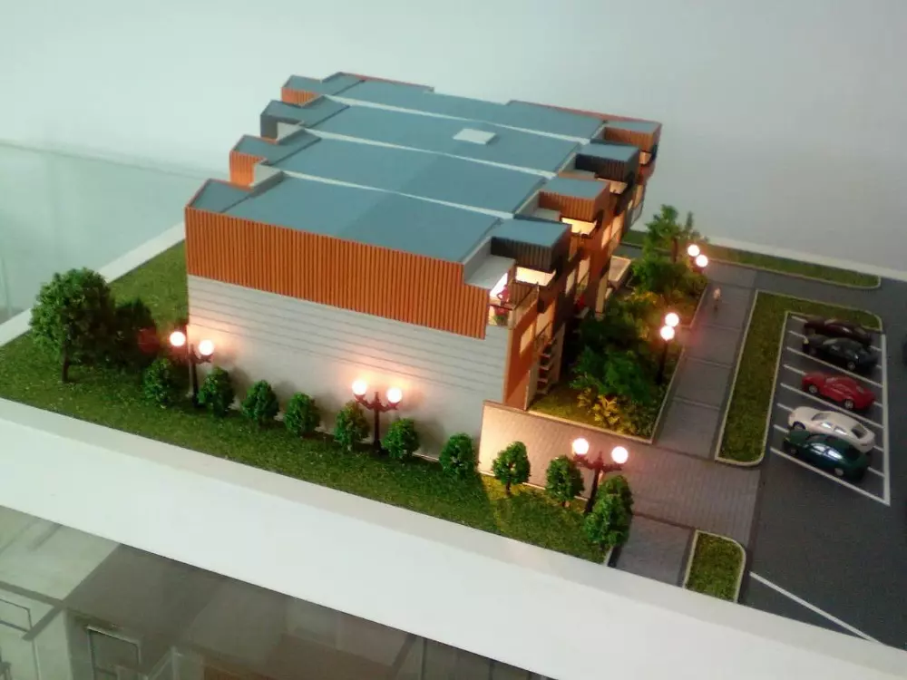 Building model making