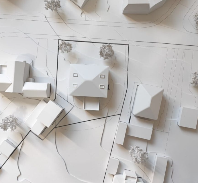 A high-precision architectural model designed by ARI Model, illustrating the financial planning behind renewable energy investments through a realistic and interactive learning tool. This advanced model showcases investment structures, public-private