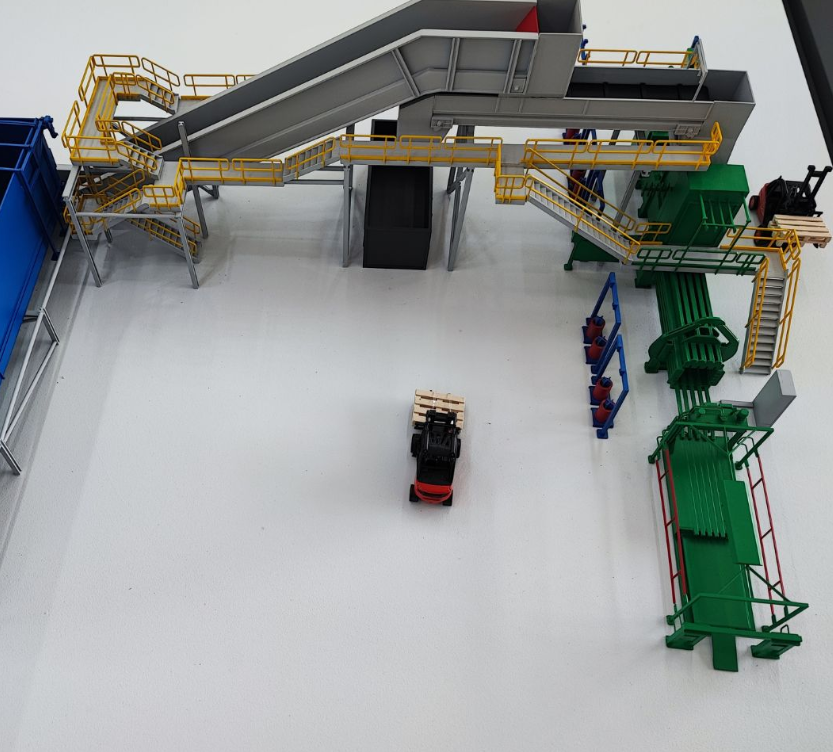 A detailed physical scale model developed by ARI Model for businesses presenting at Recycling Technik. Merging accurate engineering, real architectural elements, and interactive design functionality, these personalized models optimize booth exposure,