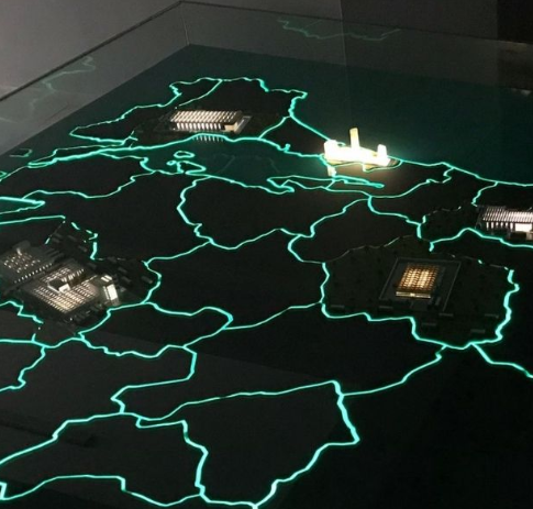 Illuminated and animated models by ARI Model for AgriFlanders, highlighting modern farms, livestock facilities, renewable energy projects, irrigation systems, and agricultural innovations. With lighting effects, dynamic animations, and engineering pr
