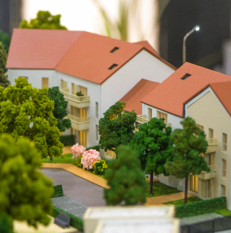 Illuminated and animated scale models designed by ARI Model for Tourismusmesse Wien, showcasing hotels, resorts, and tourism infrastructures through dynamic lighting and precise craftsmanship.