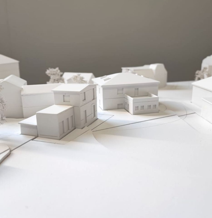 Custom-made illuminated and animated architectural model by ARI Model for Sustainable Tourism Days, created to showcase eco-friendly resorts, renewable energy infrastructures, and sustainable architectural solutions. With precise lighting systems, ki
