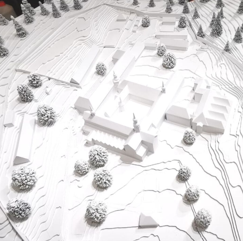 A finely detailed architectural scale model created by ARI Model for Didacta, representing modern educational institutions, smart classrooms, laboratories, and technology-oriented campuses. Each project merges handcraft, design expertise, and eco-con
