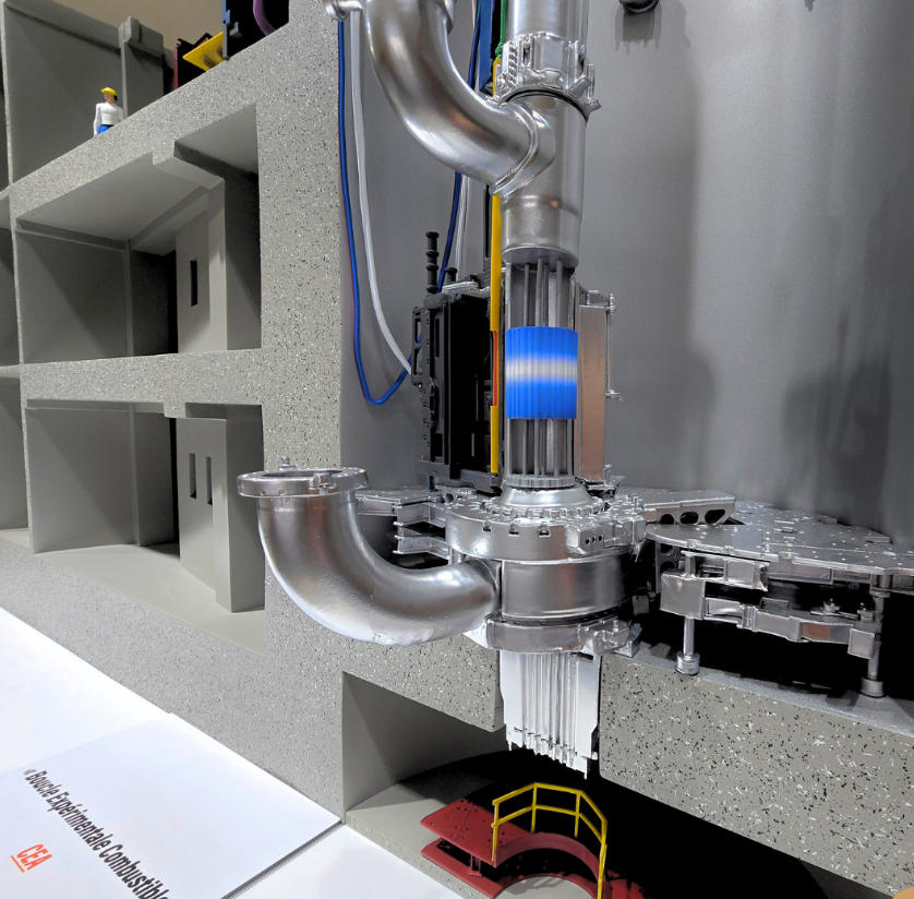 A custom illuminated and animated model designed by ARI Model for LogiMAT, combining precision, craftsmanship, and technology. With more than two decades of experience, ARI Model transforms logistics and automation concepts into visually compelling m