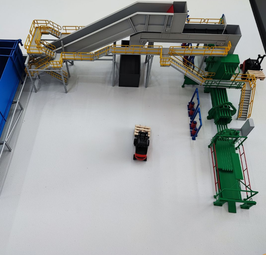 A custom architectural model crafted by ARI Model for SITL Europe, combining lighting, animation, and precision engineering to bring transport and logistics concepts to life. With more than 20 years of expertise, ARI Model transforms your ideas into 