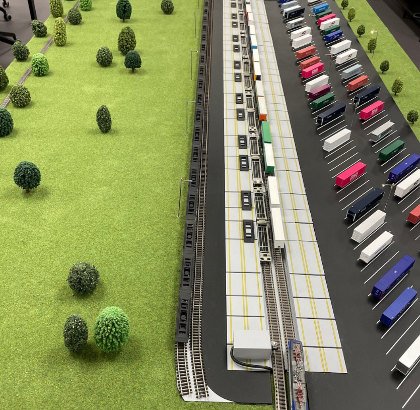 A bespoke architectural model designed by ARI Model for Top Transport Europe, featuring advanced lighting and animation systems. With over 20 years of experience, ARI Model translates logistics, transport, and mobility concepts into interactive exhib